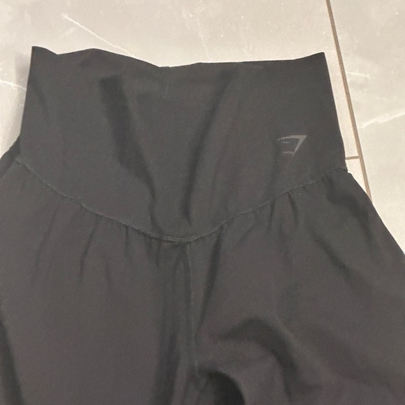 Gymshark black High-Waisted flare pants - Picture 3 of 5